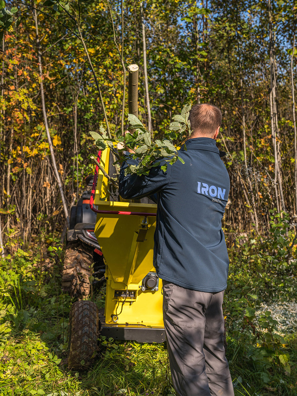 Wood chipper: G2 Pro 14hp: (US Stock version): shipping in US48 included