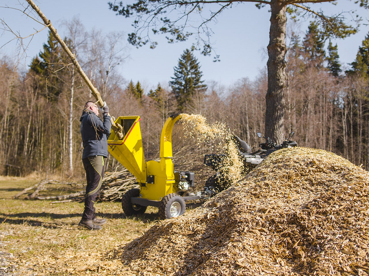 Wood chipper: G2 Pro 14hp: (US Stock version): shipping in US48 included