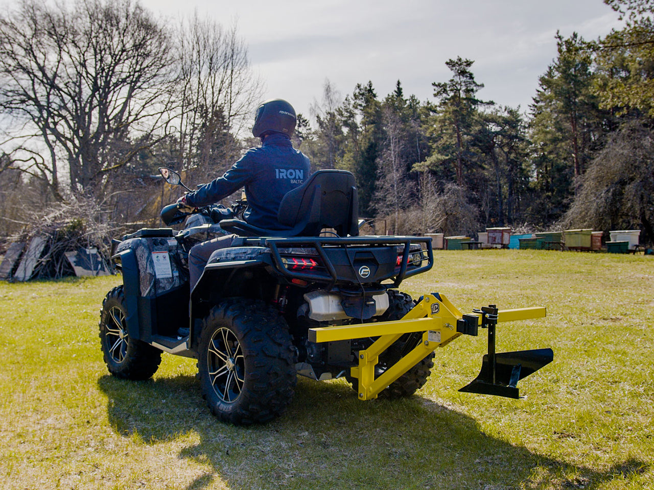 Plough: Single bottom plow: (Receiver Mount System)